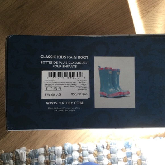 Hatley Girl's Fun Hearts Shiny Rain Boots Aqua and pink - Picture 7 of 9